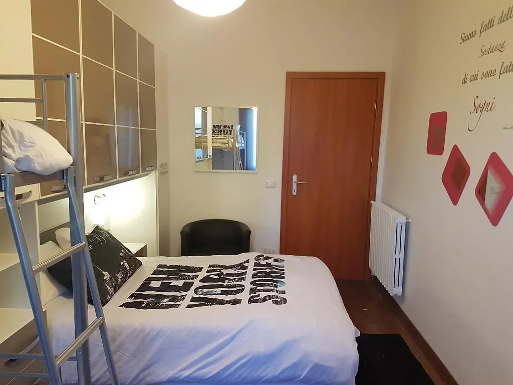 Bismantova Guest House Reggio nell'Emilia 0*,  Italia